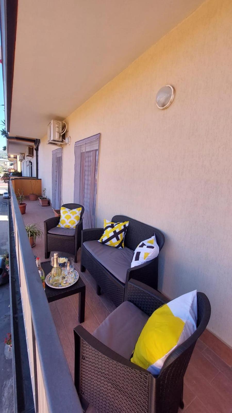 La Casa Sicula Apartment Capri Leone Екстериор снимка