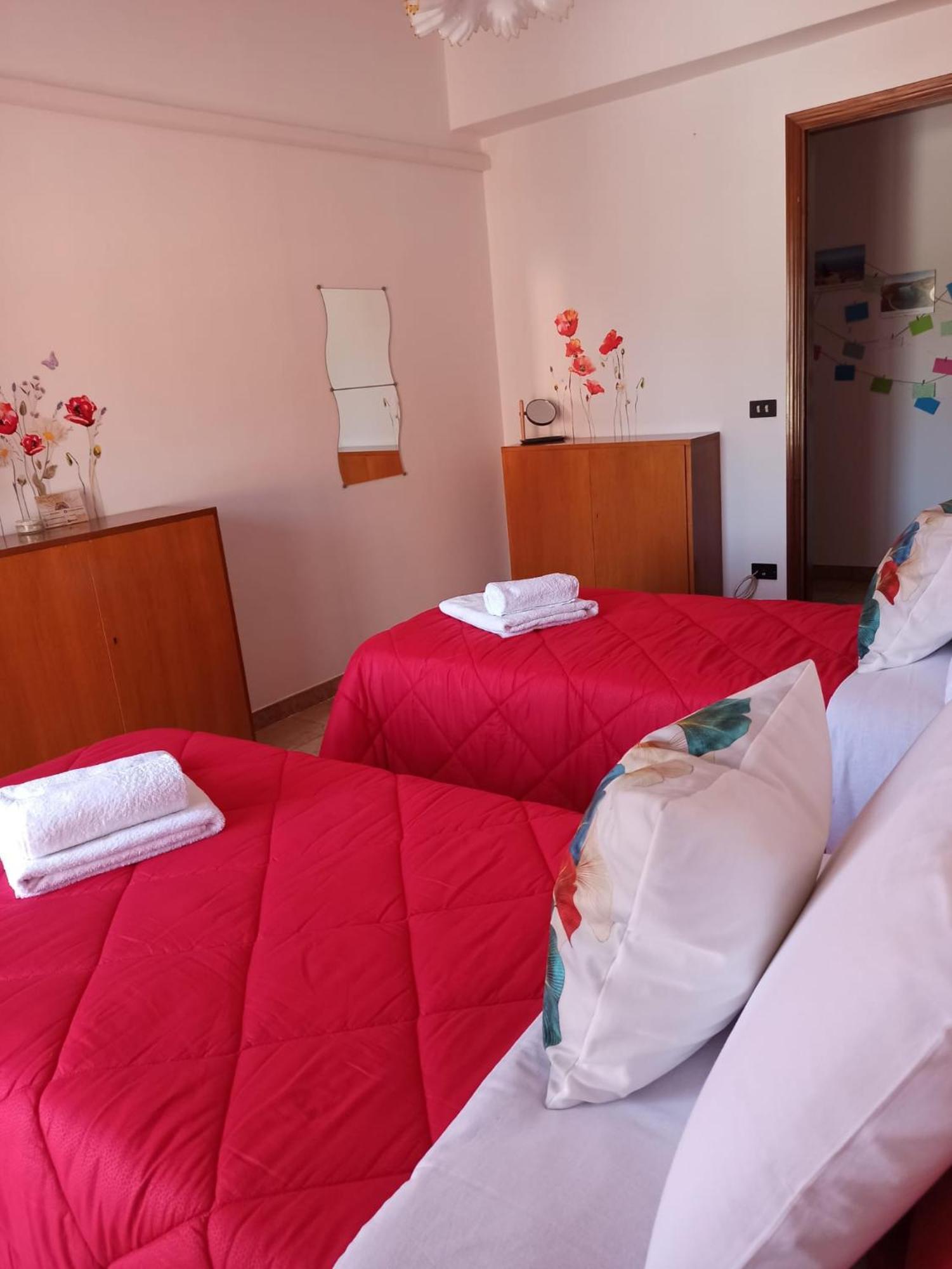 La Casa Sicula Apartment Capri Leone Екстериор снимка