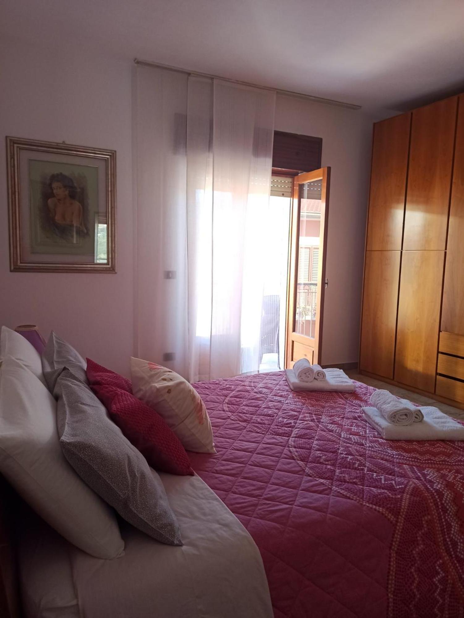 La Casa Sicula Apartment Capri Leone Стая снимка